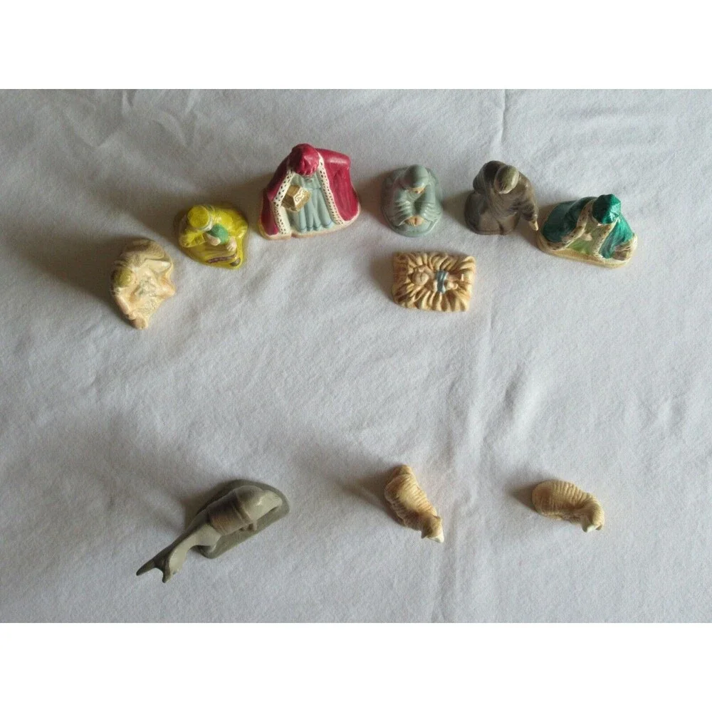 Vintage Ceramic/Plaster 10 Nativity Scene Figures 1Chip 0.75